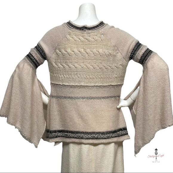 FREE PEOPLE Craft Time Sweater HUGE DRAMATIC Sleeves XS OVERSIZED can fit S M - Picture 10 of 15